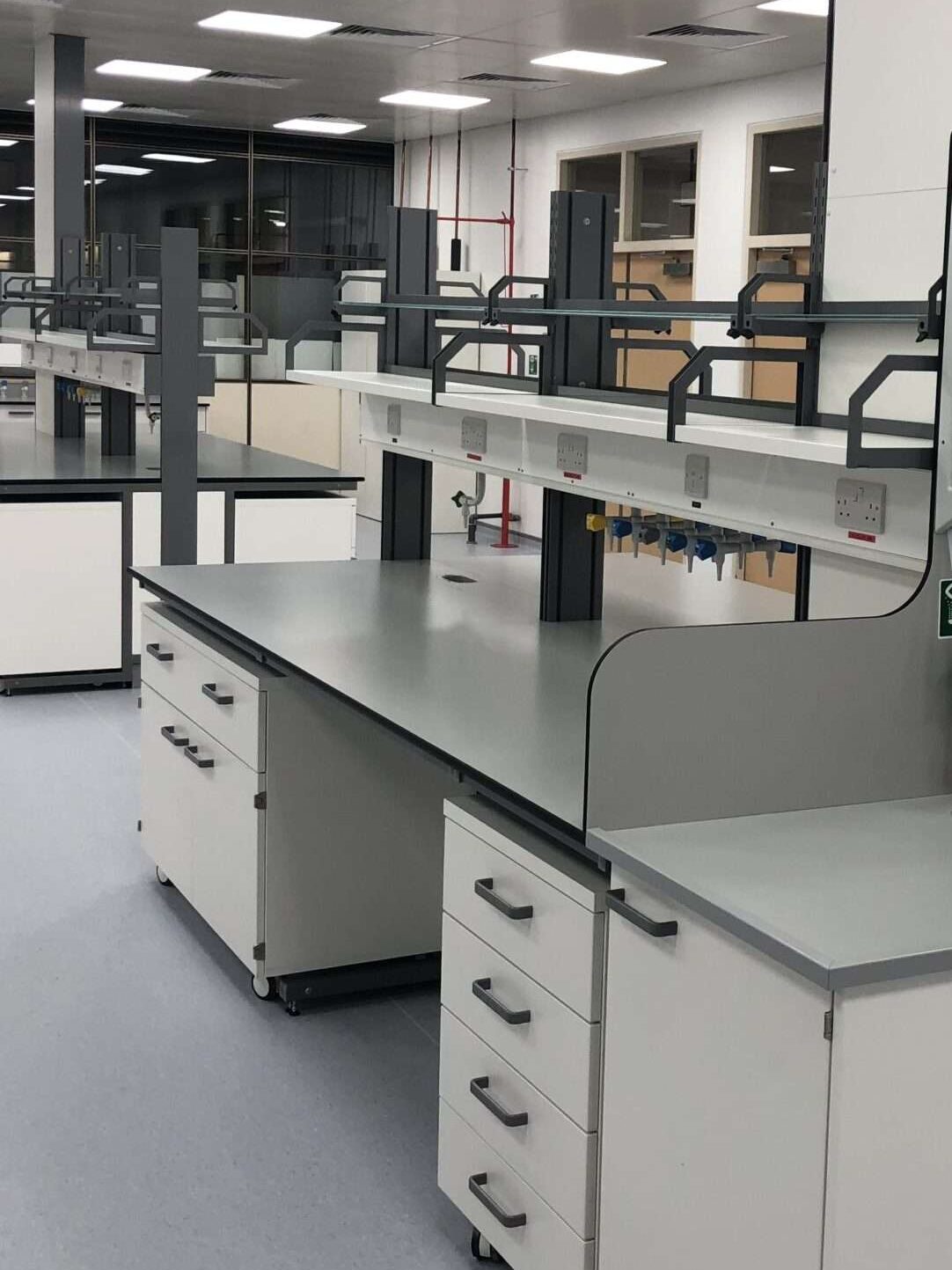 Laboratory fit out company in UAE